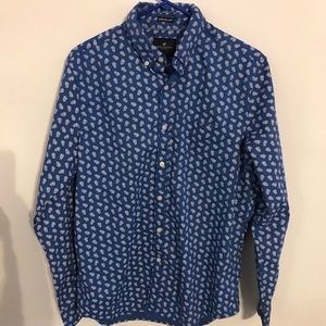 EUC MEN’S AMERICAN EAGLE SHIRT
